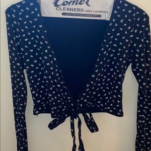 Brandy Melville front Tie Top